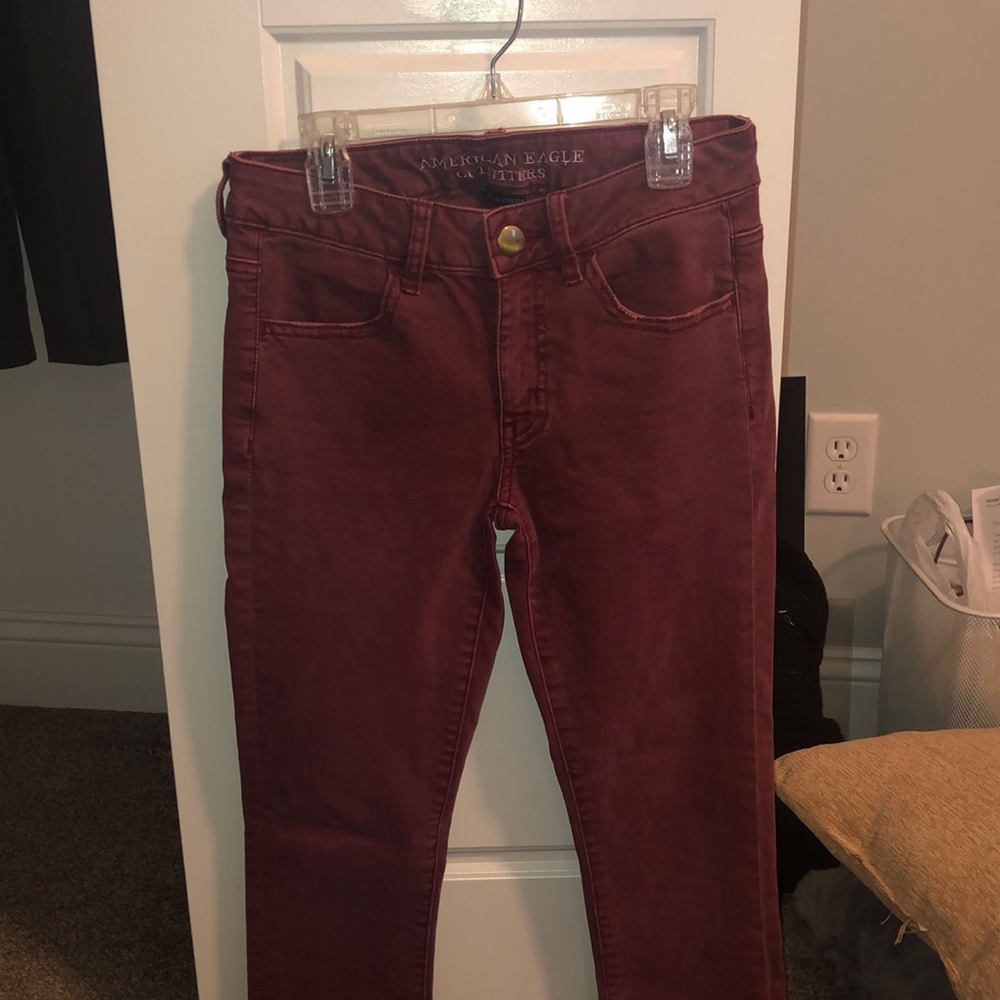 maroon american eagle jeans